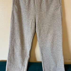 ALO Yoga woman’s Gray Sweatpants